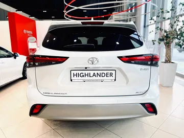 Купить Toyota Highlander, IV (XU70) Белый 2.0 AT (248 л.с.) 4WD от 6300000 ₽. в Пензе